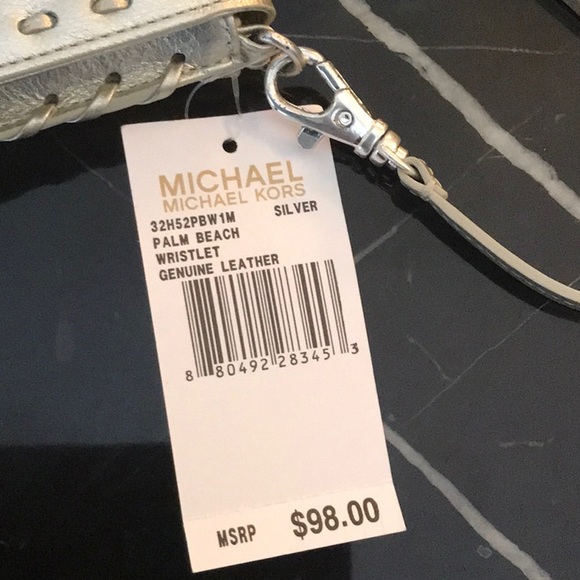 NWT Michael Kors silver wristlet - Picture 2 of 10